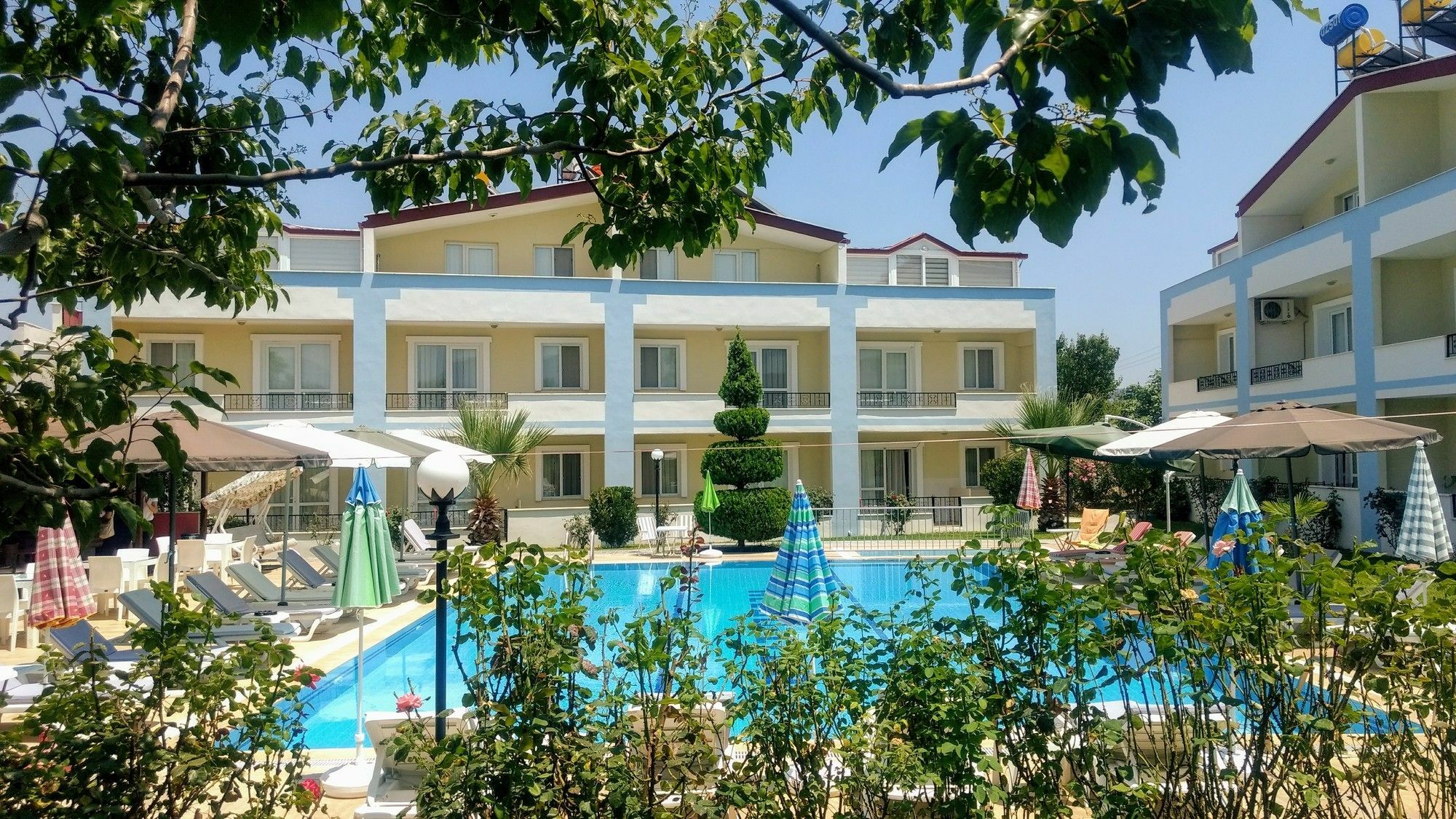 Melodi Club Apart Davutlar Exterior photo